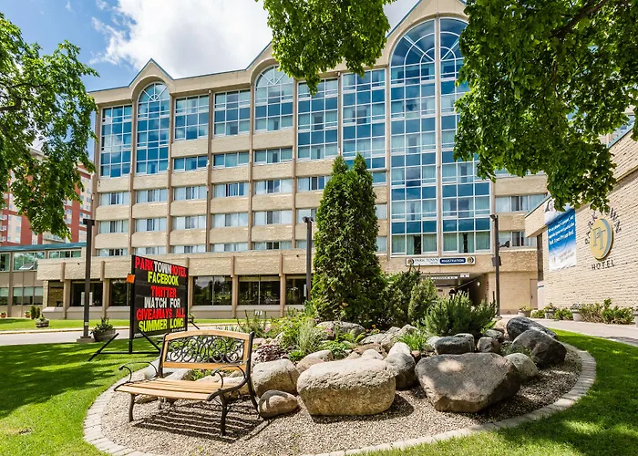 Central hotel: Park Town Hotel
